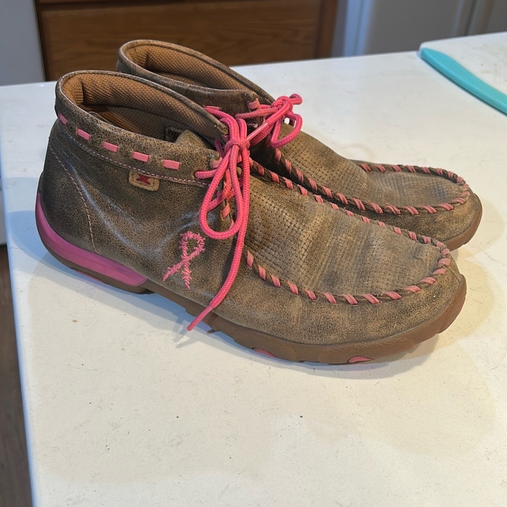 Twisted X Brown and Pink Moccasins with Stylish Stitching